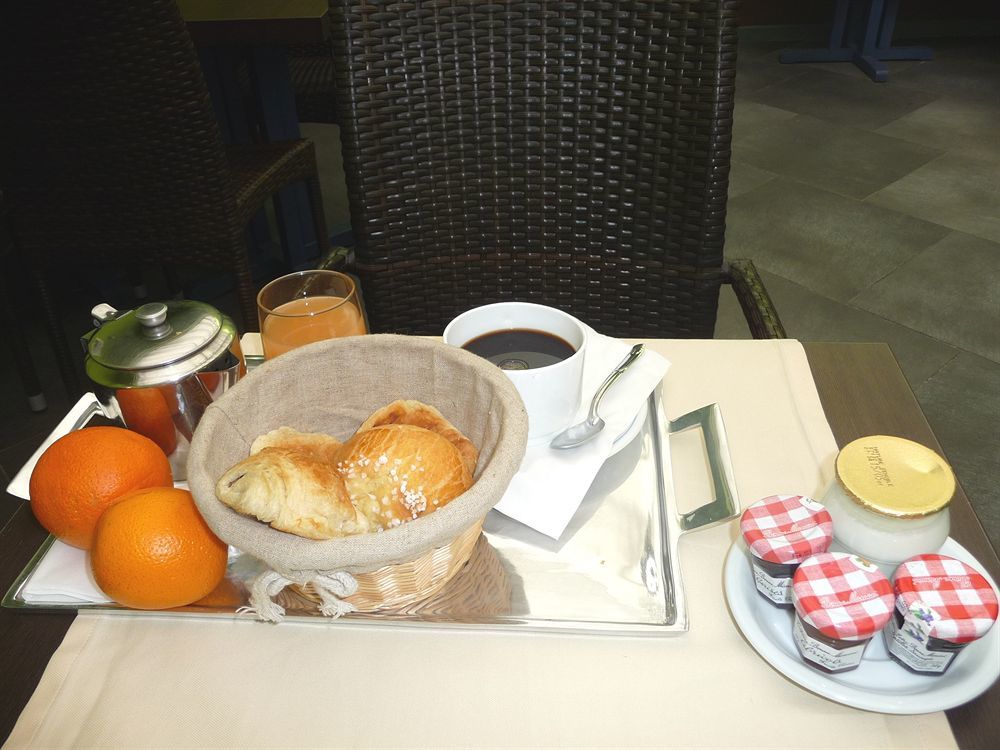 De Flore Hotel 3*